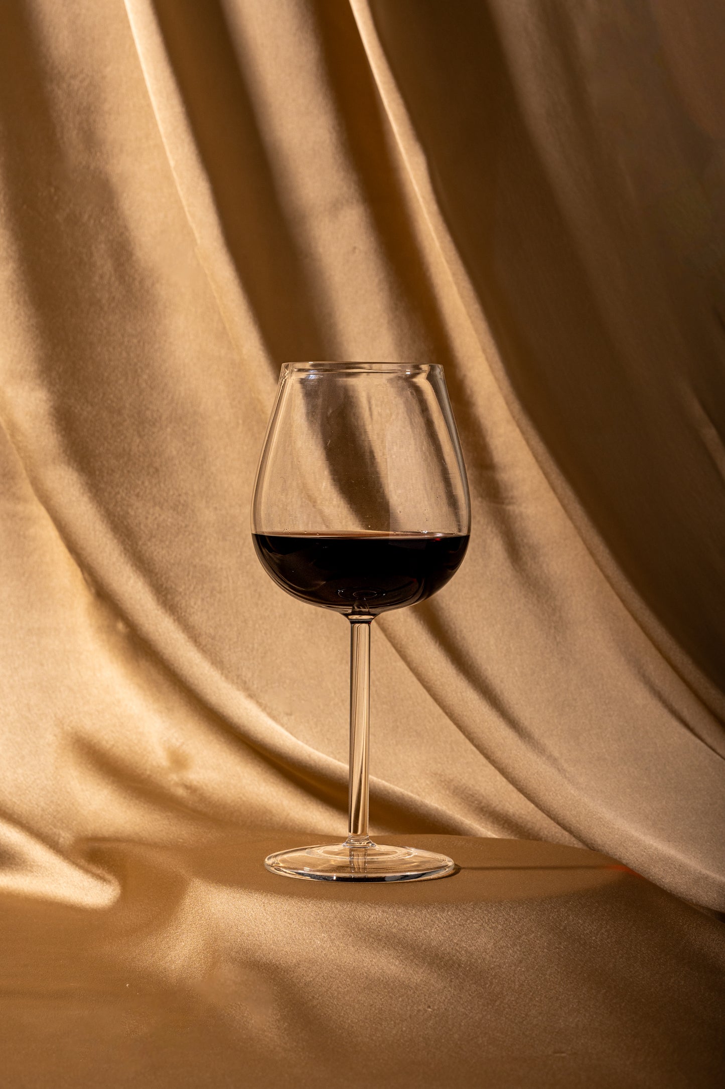 Hunar Wine Glass