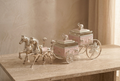 The Royal Chariot