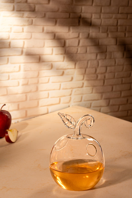 Hunar Apple Glass with Straw