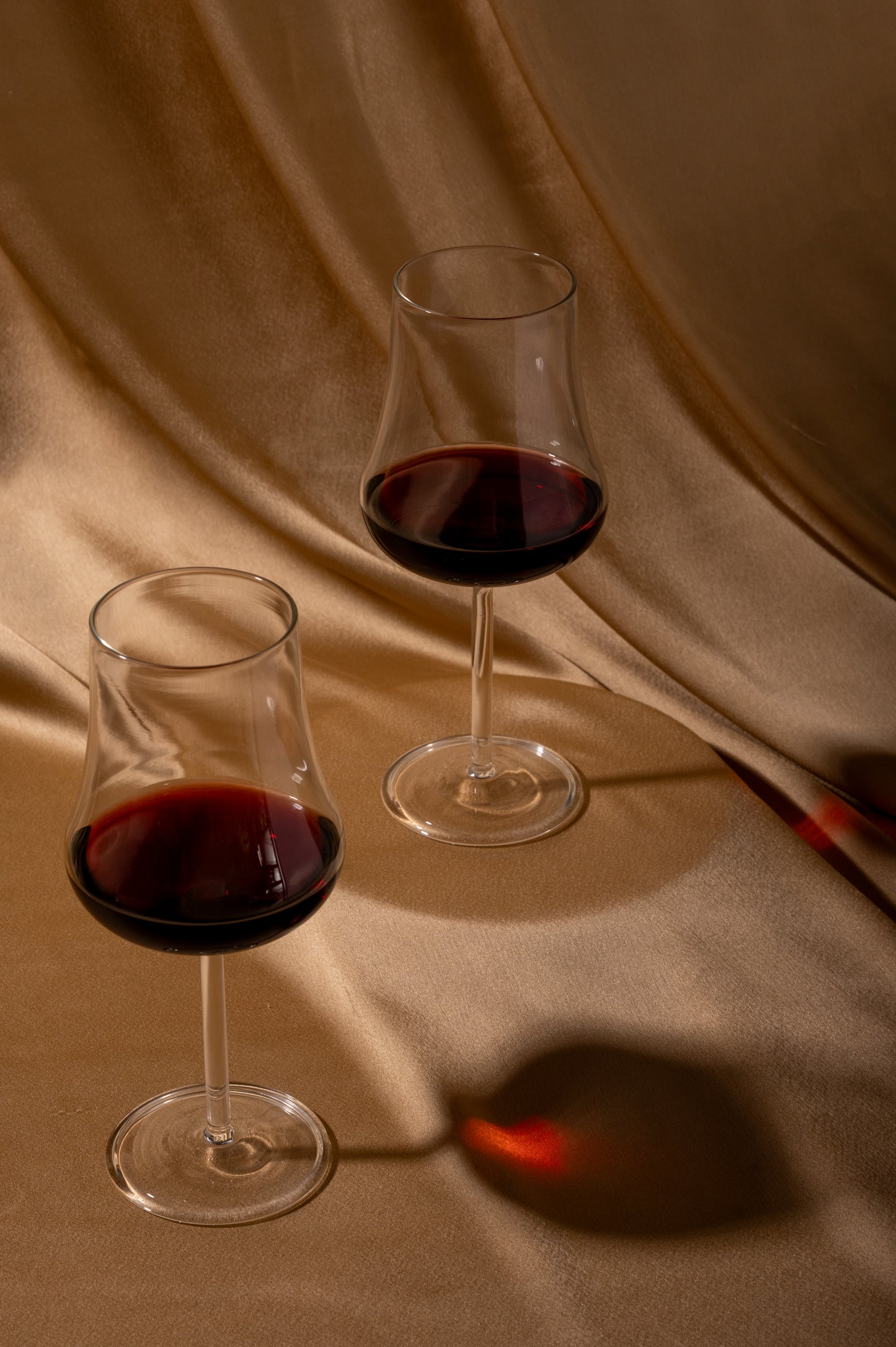 Hunar Tapered Wine Glass